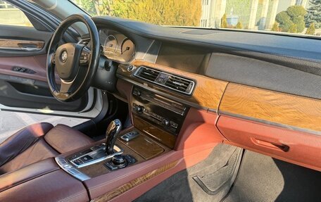 BMW 7 серия, 2011 год, 1 290 000 рублей, 7 фотография