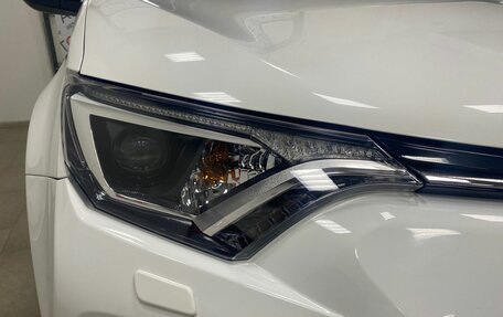 Toyota RAV4, 2016 год, 1 996 000 рублей, 10 фотография