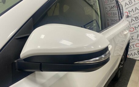 Toyota RAV4, 2016 год, 1 996 000 рублей, 12 фотография