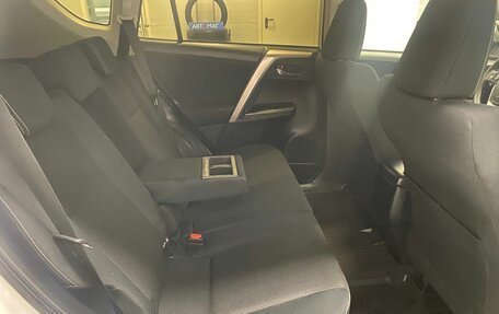 Toyota RAV4, 2016 год, 1 996 000 рублей, 20 фотография