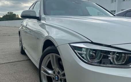 BMW 3 серия, 2017 год, 1 600 000 рублей, 3 фотография