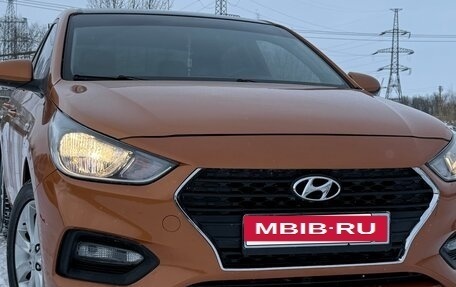 Hyundai Solaris II рестайлинг, 2018 год, 890 000 рублей, 6 фотография