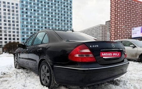 Mercedes-Benz E-Класс, 2005 год, 850 000 рублей, 4 фотография