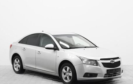 Chevrolet Cruze II, 2011 год, 590 000 рублей, 3 фотография