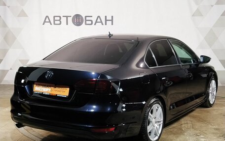 Volkswagen Jetta VI, 2013 год, 949 000 рублей, 2 фотография