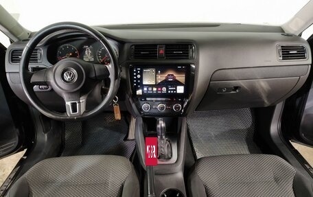 Volkswagen Jetta VI, 2013 год, 949 000 рублей, 9 фотография