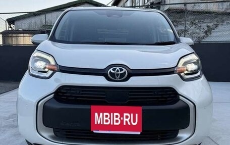 Toyota Sienta, 2023 год, 1 424 000 рублей, 3 фотография