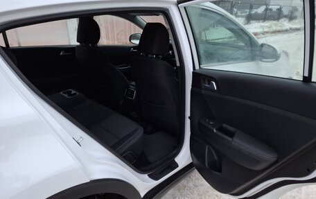 KIA Sportage IV рестайлинг, 2021 год, 2 897 000 рублей, 29 фотография