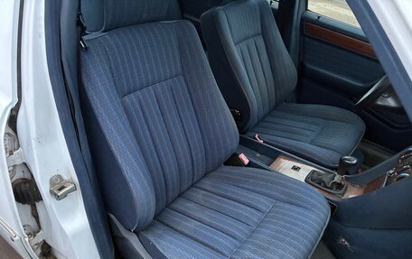 Mercedes-Benz E-Класс, 1992 год, 285 000 рублей, 3 фотография