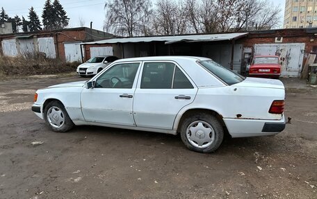 Mercedes-Benz E-Класс, 1992 год, 285 000 рублей, 6 фотография