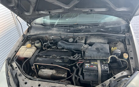 Ford Focus IV, 2004 год, 240 000 рублей, 10 фотография