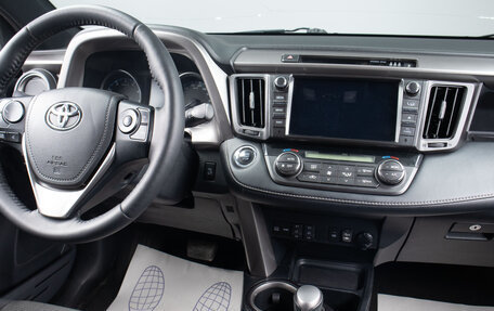 Toyota RAV4, 2018 год, 2 799 000 рублей, 9 фотография