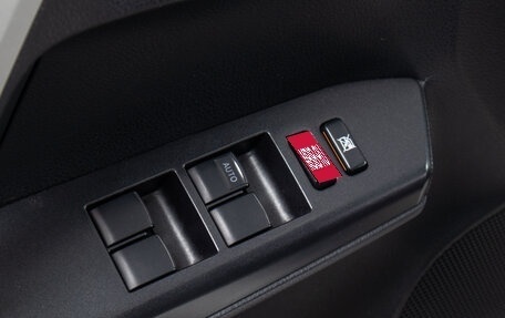 Toyota RAV4, 2018 год, 2 799 000 рублей, 18 фотография