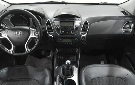 Hyundai ix35 I рестайлинг, 2010 год, 999 000 рублей, 11 фотография