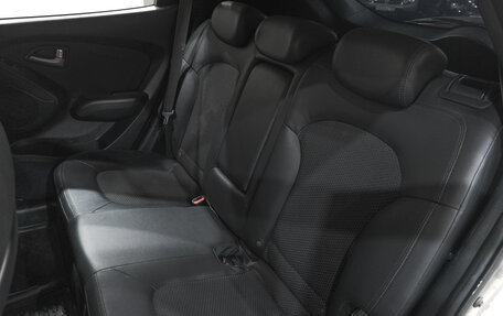 Hyundai ix35 I рестайлинг, 2010 год, 999 000 рублей, 23 фотография