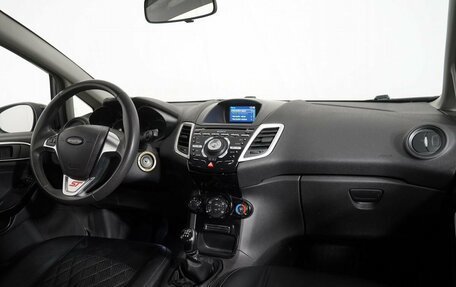 Ford Fiesta, 2015 год, 649 000 рублей, 11 фотография