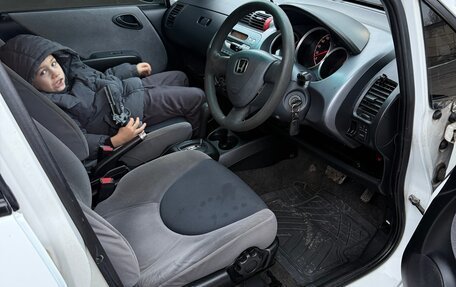 Honda Fit III, 2003 год, 450 000 рублей, 6 фотография