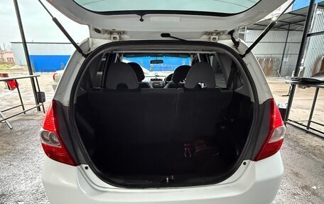 Honda Fit III, 2003 год, 450 000 рублей, 12 фотография