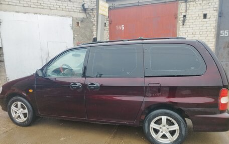 KIA Carnival III, 2002 год, 550 000 рублей, 5 фотография