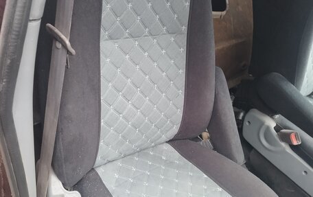 KIA Carnival III, 2002 год, 550 000 рублей, 9 фотография