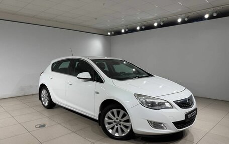 Opel Astra J, 2012 год, 759 000 рублей, 3 фотография