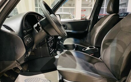 Chevrolet Niva I рестайлинг, 2017 год, 680 000 рублей, 10 фотография