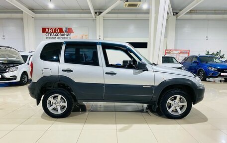 Chevrolet Niva I рестайлинг, 2017 год, 680 000 рублей, 4 фотография