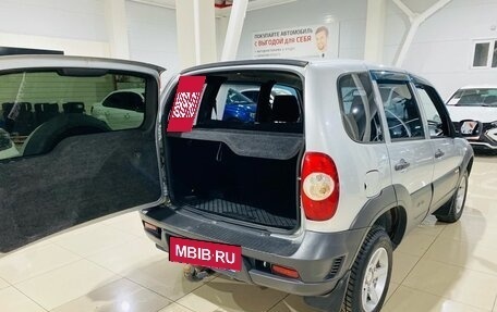 Chevrolet Niva I рестайлинг, 2017 год, 680 000 рублей, 6 фотография