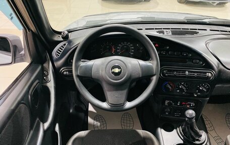 Chevrolet Niva I рестайлинг, 2017 год, 680 000 рублей, 13 фотография