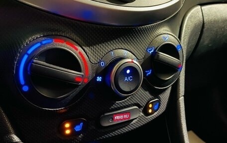 Hyundai Solaris II рестайлинг, 2016 год, 1 230 000 рублей, 17 фотография