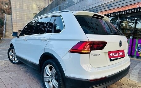 Volkswagen Tiguan II, 2020 год, 2 800 000 рублей, 8 фотография