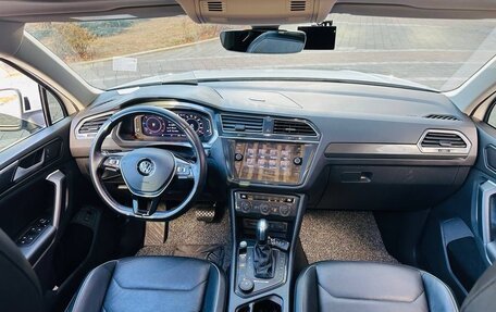 Volkswagen Tiguan II, 2020 год, 2 800 000 рублей, 12 фотография