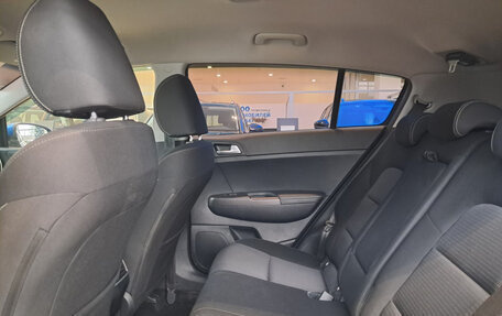 KIA Sportage IV рестайлинг, 2020 год, 2 524 000 рублей, 12 фотография