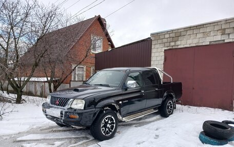 Mitsubishi L200 III рестайлинг, 2003 год, 750 000 рублей, 1 фотография