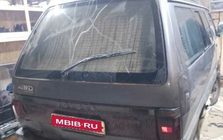 Toyota Town Ace III, 1989 год, 400 000 рублей, 1 фотография