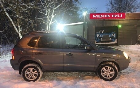 Hyundai Tucson III, 2008 год, 800 000 рублей, 1 фотография