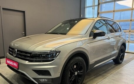 Volkswagen Tiguan II, 2019 год, 2 399 000 рублей, 1 фотография