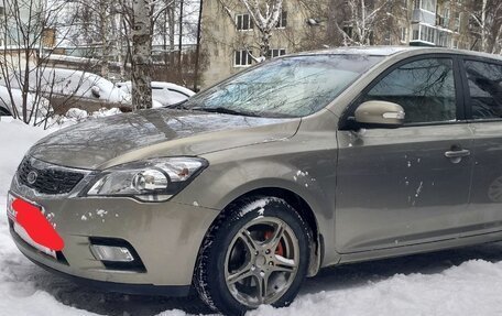 KIA cee'd I рестайлинг, 2010 год, 850 000 рублей, 9 фотография