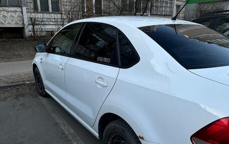 Volkswagen Polo VI (EU Market), 2013 год, 900 000 рублей, 5 фотография