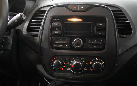 Renault Kaptur I рестайлинг, 2019 год, 1 450 000 рублей, 14 фотография