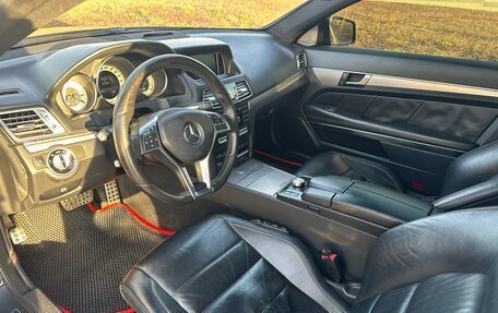 Mercedes-Benz E-Класс, 2013 год, 2 000 000 рублей, 13 фотография