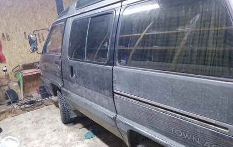 Toyota Town Ace III, 1989 год, 400 000 рублей, 4 фотография