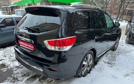 Nissan Pathfinder, 2015 год, 1 890 000 рублей, 6 фотография