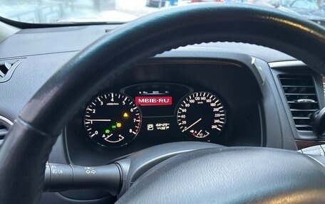 Nissan Pathfinder, 2015 год, 1 890 000 рублей, 11 фотография