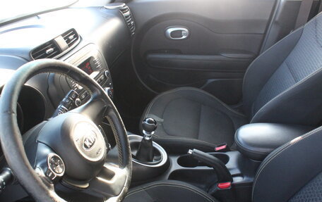 KIA Soul II рестайлинг, 2014 год, 807 000 рублей, 10 фотография