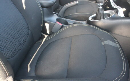 KIA Soul II рестайлинг, 2014 год, 807 000 рублей, 16 фотография