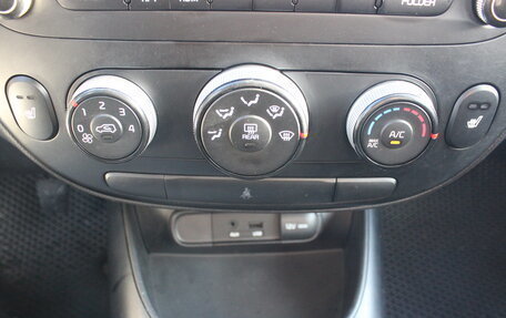 KIA Soul II рестайлинг, 2014 год, 807 000 рублей, 26 фотография