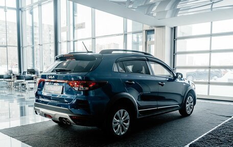 KIA Rio IV, 2022 год, 1 789 700 рублей, 2 фотография