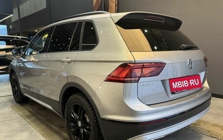 Volkswagen Tiguan II, 2019 год, 2 399 000 рублей, 4 фотография