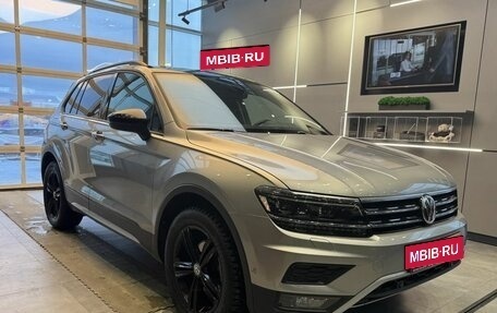 Volkswagen Tiguan II, 2019 год, 2 399 000 рублей, 3 фотография